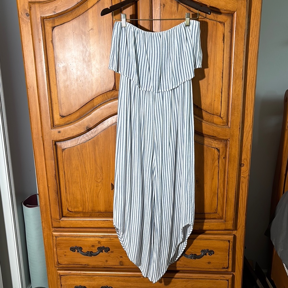 Striped strapless Off-Shoulder Jumpsuit